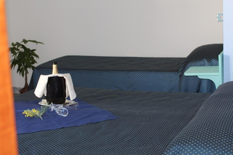 Bedroom 5, Hotel Costa Antiga, Carbonia-Iglesias