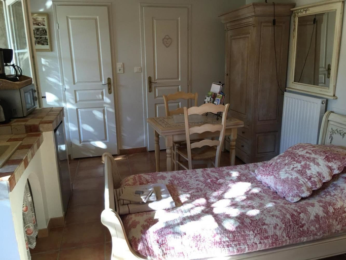 Bedroom 3, La Maisonnette de Cabanis Chambre d'Hôte, Gard