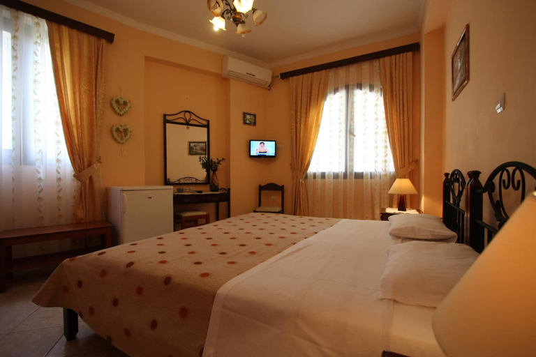 Bedroom 5, Sofia Pension, South Aegean