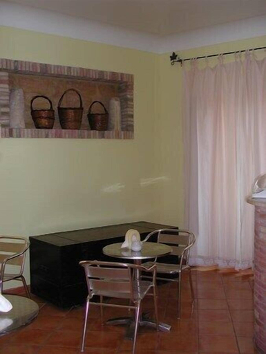 Others 4, Hotel Bella Napoli, Agrigento
