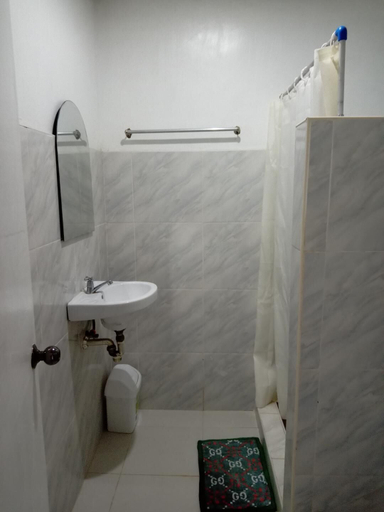 Bathroom 3, Jupiter's Garden Resort, Lawaan