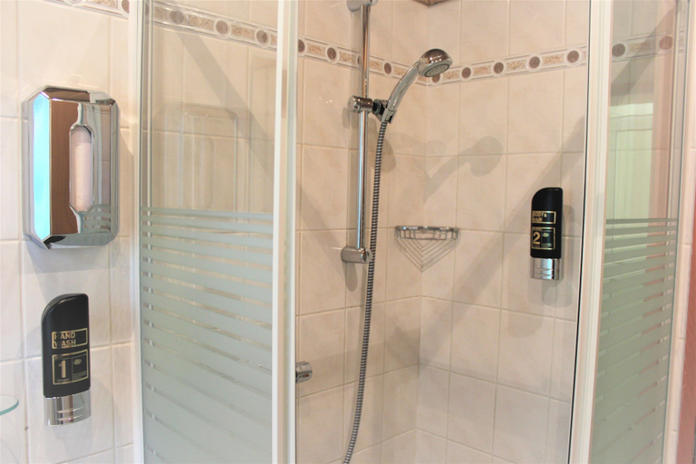 Bathroom 5, Hotel Alsterquelle, Segeberg