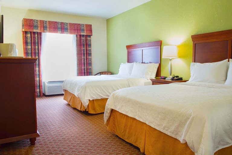 Bedroom 3, Holiday Inn Express & Suites CENTER by IHG, Shelby