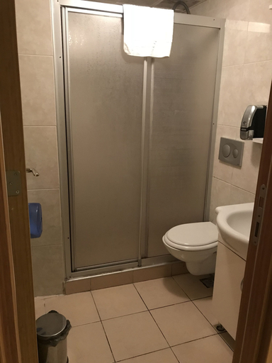 Bathroom 4, Altinboynuz Family Hotel, Fatih