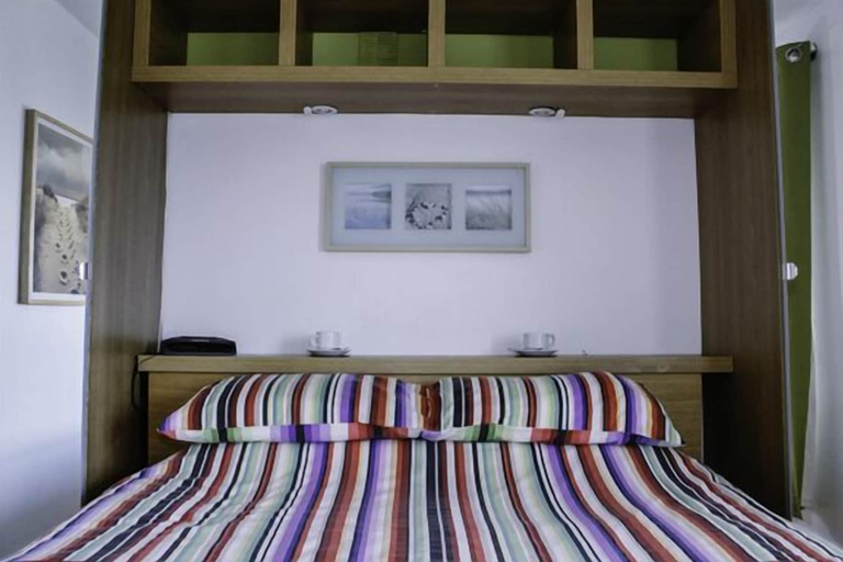 Bedroom 2, Culver House Hotel, Swansea