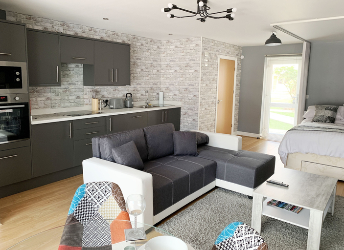 Others 5, Toothbrush Apartments - Studio Apartment, Suffolk