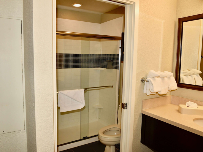 Bathroom 5, Sonesta ES Suites San Francisco Airport San Bruno, San Mateo