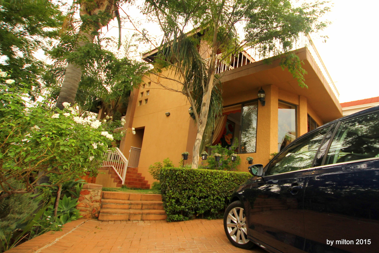 Exterior & Views 2, Sunset Ridge Guesthouse, Bojanala