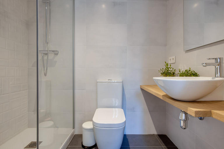 Bathroom 4, LUCASLAND, Barcelona