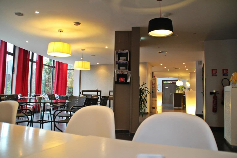 Food & Drinks 5, Kyriad Charleville Mezieres, Ardennes