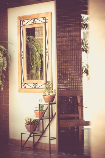 Exterior & Views 22