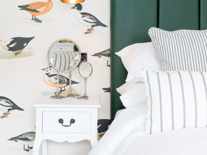 Bedroom 3, The Cornish Arms, Devon