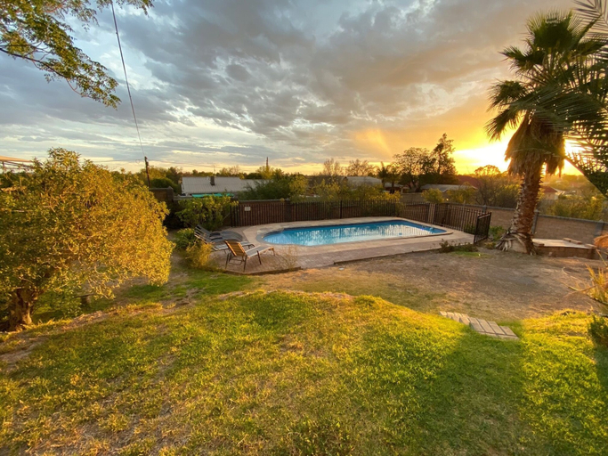 Sport & Beauty 4, Haus Holzapfel, Central Karoo