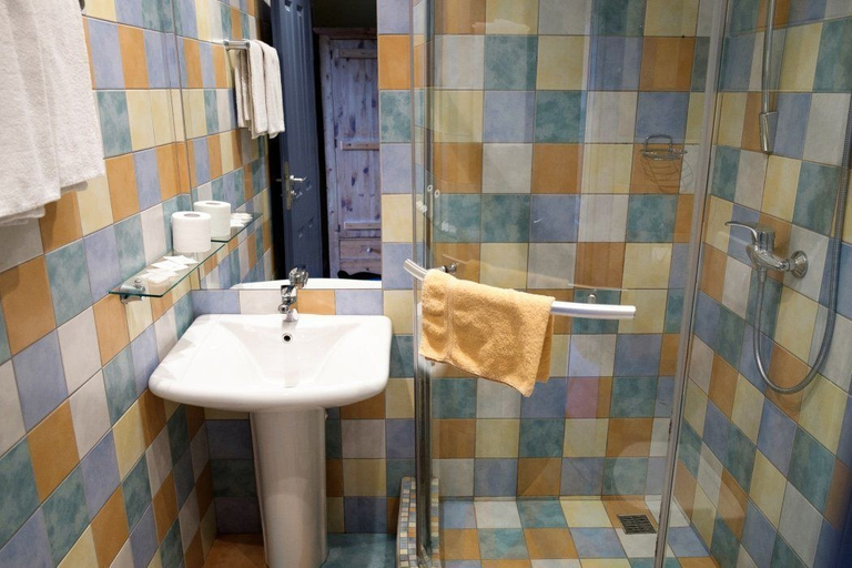 Bathroom 3, Hotel Ondráš z Beskyd, Frýdek-Místek
