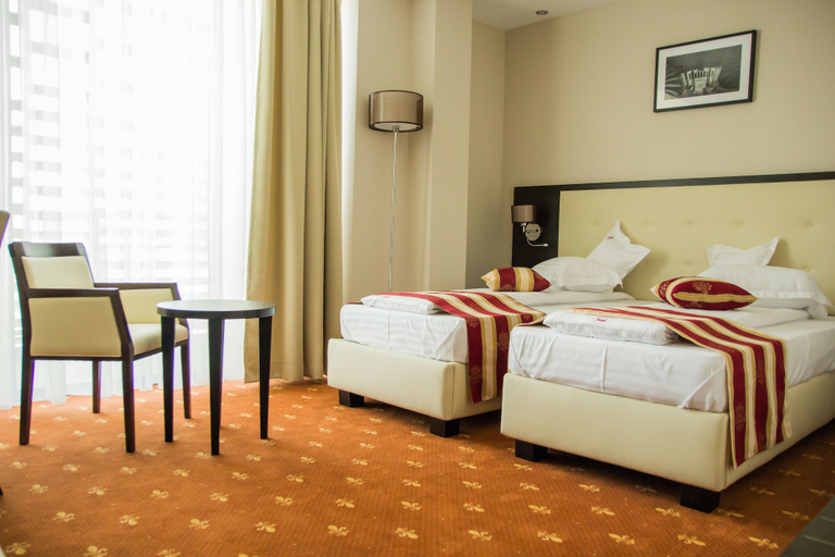 Bedroom 3, Salis Hotel and Medical Spa, Turda