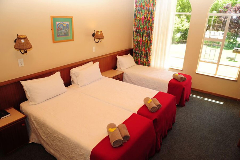Bedroom 3, Kleinplaas, Eden
