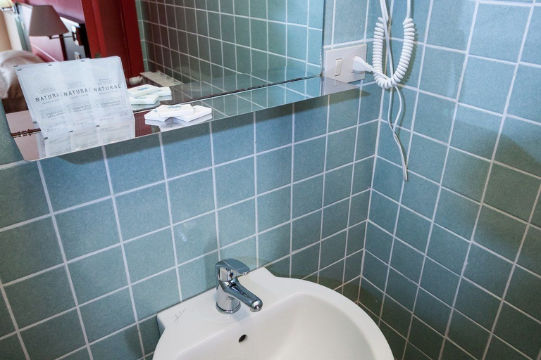 Bathroom 4, Hotel Casale la Sterpaia Pisa, Pisa