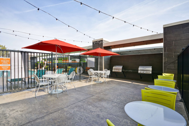 Food & Drinks 5, Home2 Suites by Hilton Hanford Lemoore, Kings