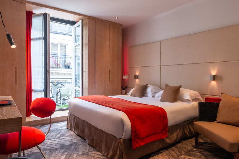 Bedroom 2, Golden Tulip Opera De Noailles, Paris