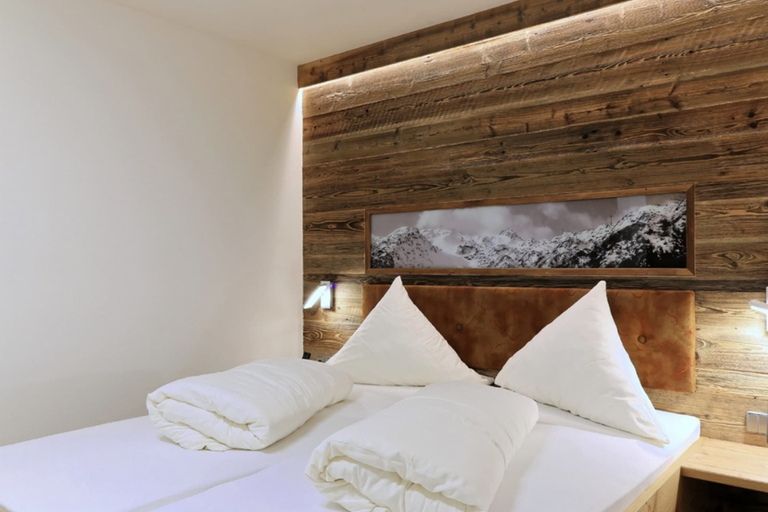 Bedroom 3, Hotel Schwarzenberg, Breisgau-Hochschwarzwald