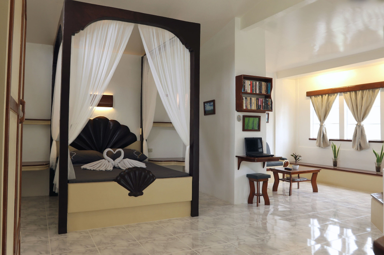 Bedroom 3, Guindulman Bay Tourist Inn, Guindulman