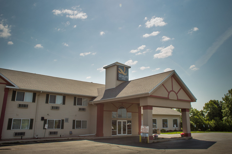 Exterior & Views 2, Quality Inn Edgerton - Lake Koshkonong, Rock