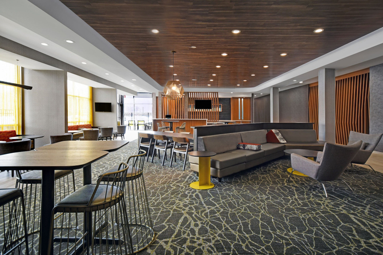 Food & Drinks 2, Springhill Suites by Marriott Hartford Cromwell, Middlesex