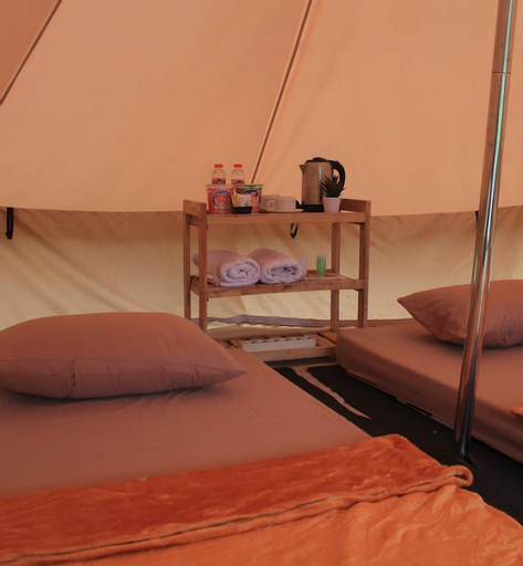 Bedroom 3, Puncak Camp Hills for Family, Bogor