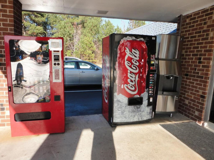 Food & Drinks 5, Budget Inn Franklinton, Franklin