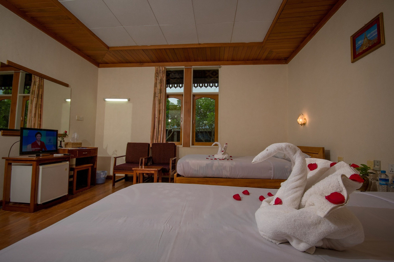 Bedroom 2, Ruby True Hotel, Myingyan