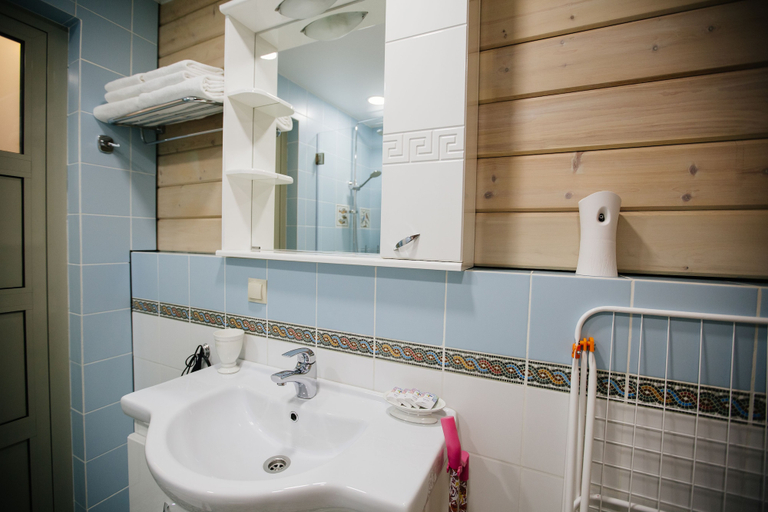 Bathroom 3, Hotel TENERY, Shebalinskiy rayon