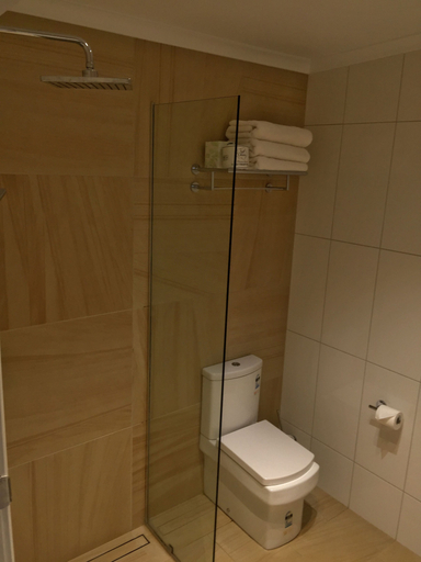 Bathroom 4, Atherton Motel, Atherton