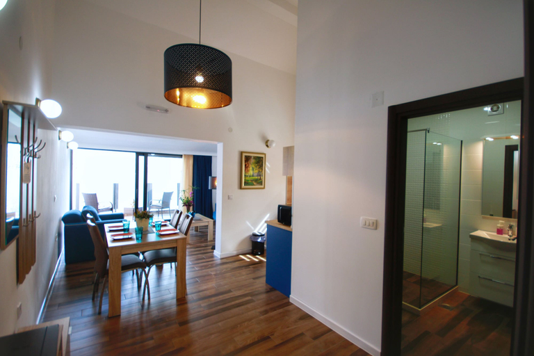 Others 4, Villa Stefina