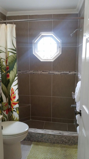 Bathroom 3, Oasis at Oaklands