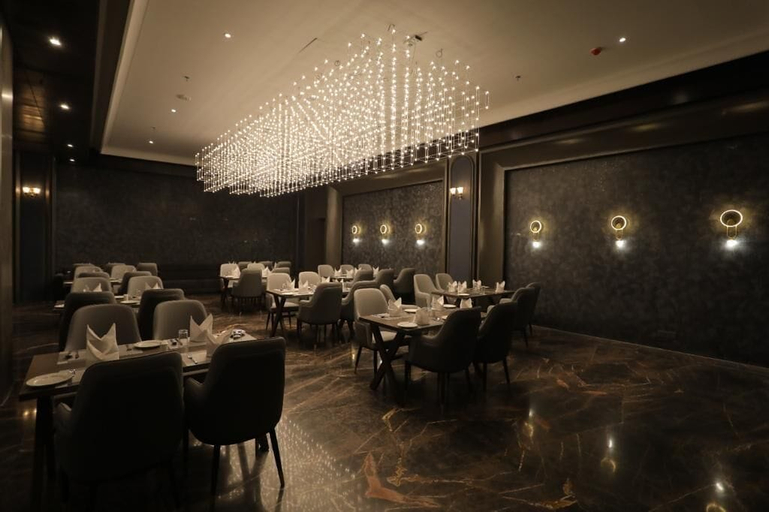 Food & Drinks 5, Classic Sapphire Ananta Bundi, Bundi