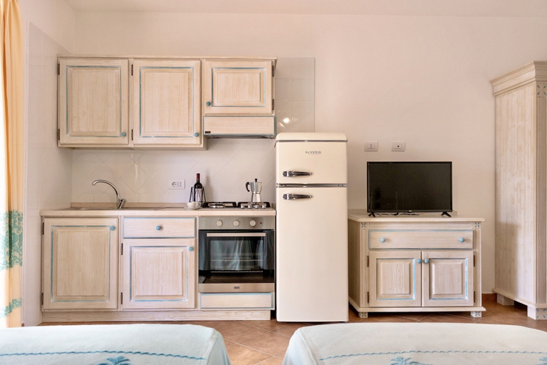 Others 5, Apartments with air conditioning in Orosei, Nuoro