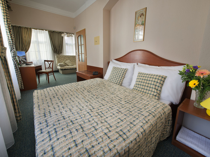 Bedroom 3, EA Hotel Mozart, Karlovy Vary