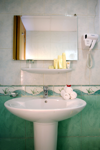 Bathroom 5, Verona Resort, Sharjah City