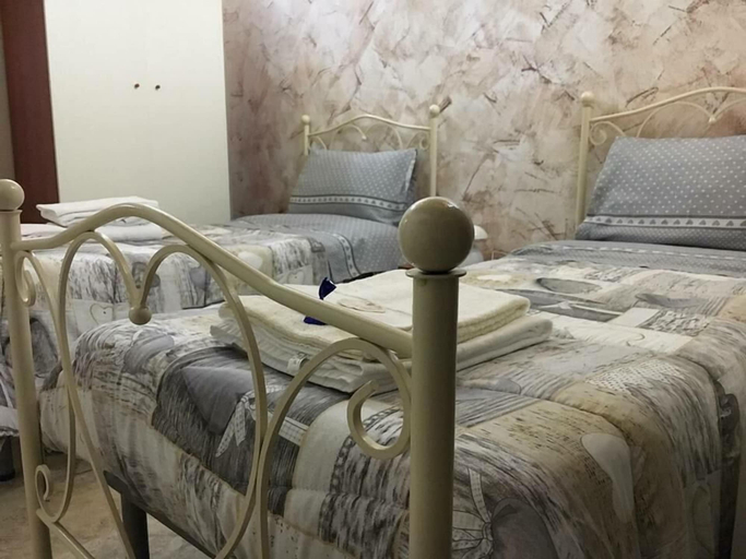 Room 5, Jenny's House, Caserta