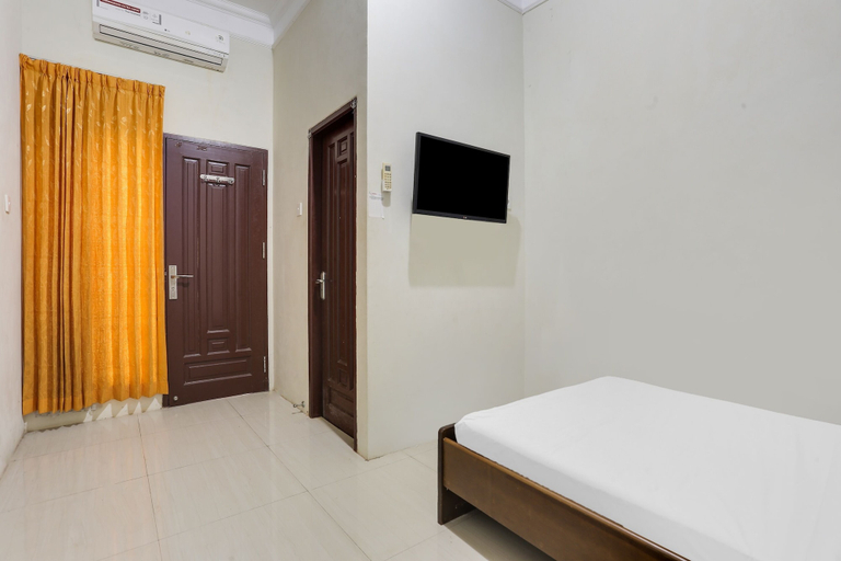 Bedroom 2, SPOT ON 91770 441 Pemuda Homestay, Samarinda