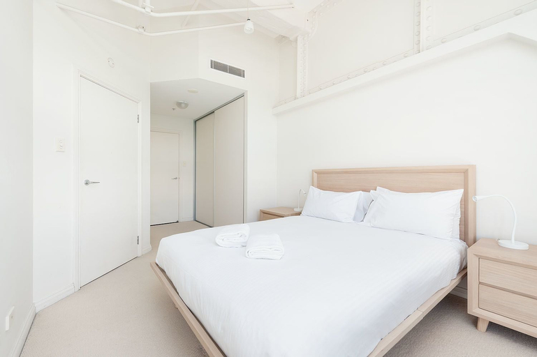 Bedroom 3, Waterfront Apt. on Sydney Harbour H390, Sydney