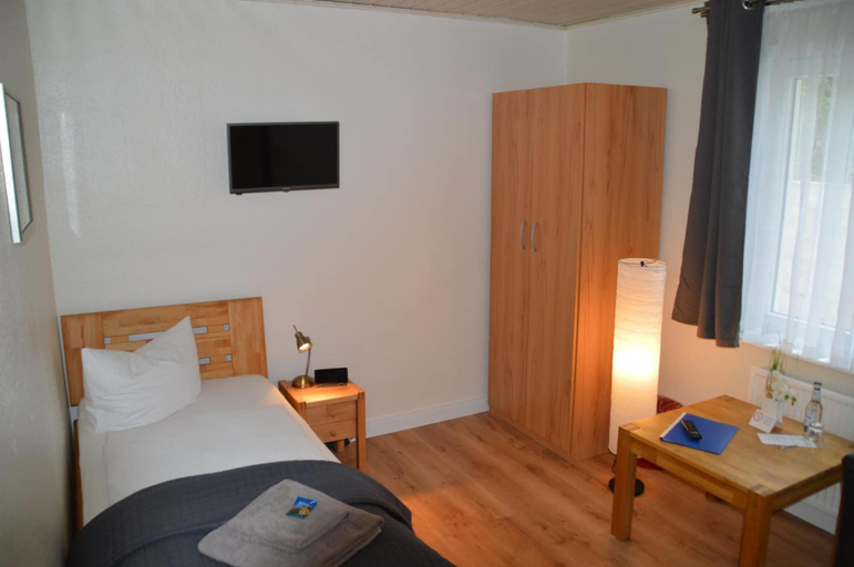 Bedroom 2, Hotel Südstrand Amrum, Nordfriesland