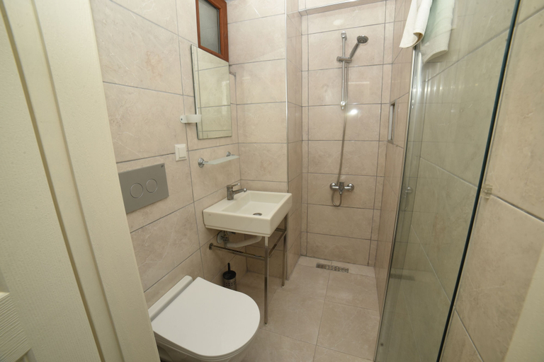 Bathroom 5, Limonata Assos, Ayvacık