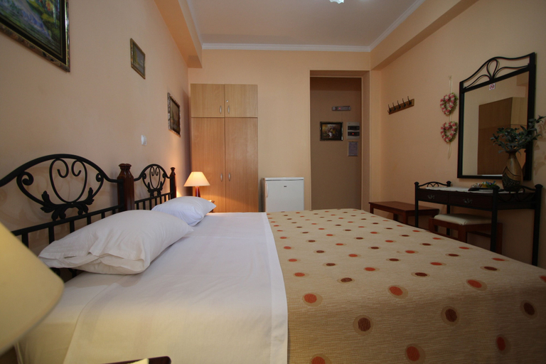 Bedroom 3, Sofia Pension, South Aegean