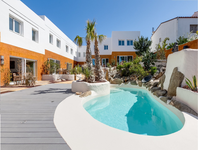 Sport & Beauty 5, Vista Roses Mar - Villas Batik, Girona