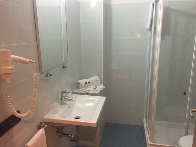 Bathroom 5, Hotel Motel Galaxy, Reggio Nell'Emilia