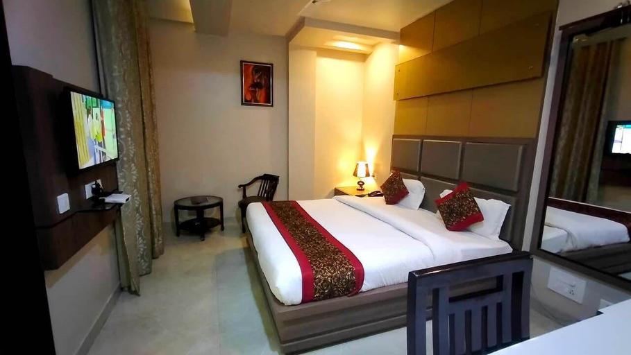 Bedroom 4, Hotel Ozas Grand, Varanasi