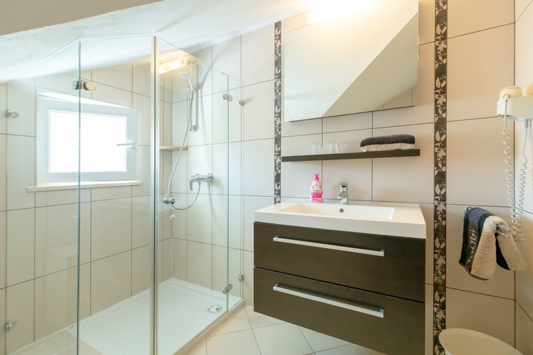 Bathroom 2, Villa Vinka, Dubrovnik