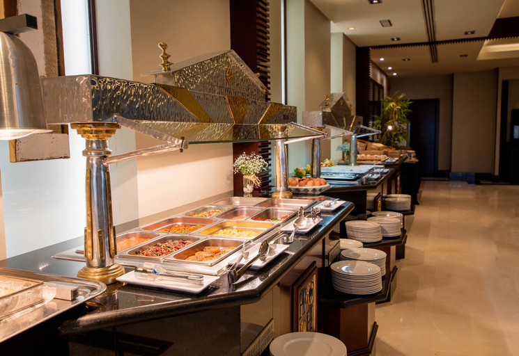 Food & Drinks 5, Hotel Andalucia Center, Granada