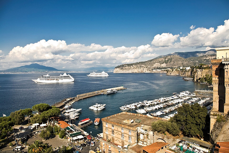 Others 5, Diamond Suite, Napoli